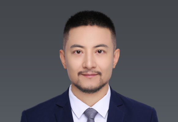 李少春