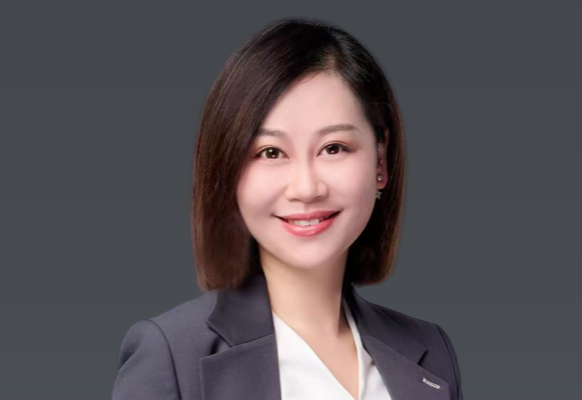 陈伊玲 